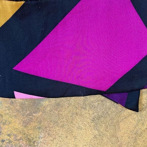 Diane Von Furstenberg Short Sleeve Waist Band Tie Neck Multicolor Silk Blouse Si - Picture 9 of 9